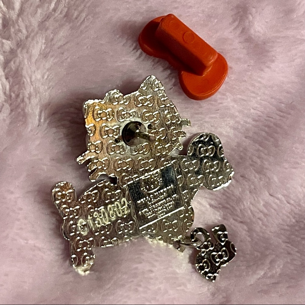 Sanrio 2013 Rare Exclusive Hello Kitty Classic Yellow Airplane Collectible Pin - Picture 4 of 4